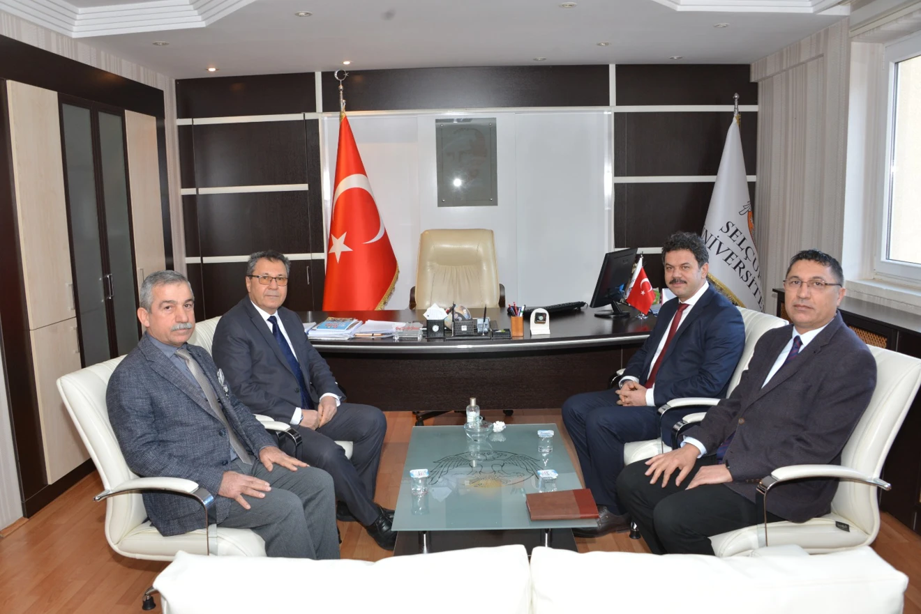 Rektör Yılmaz’dan Edebiyat Fakültesine ziyaret